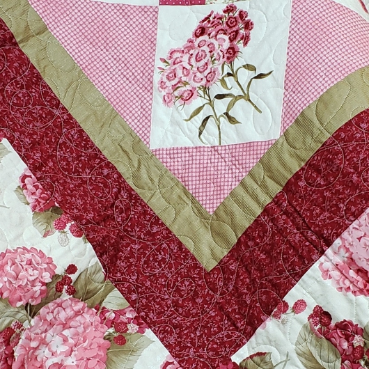 Quilt Raffle to Benefit Pinky Promise Foundation